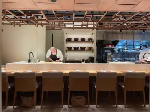 掬