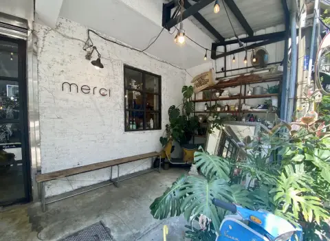 Merci Cafe